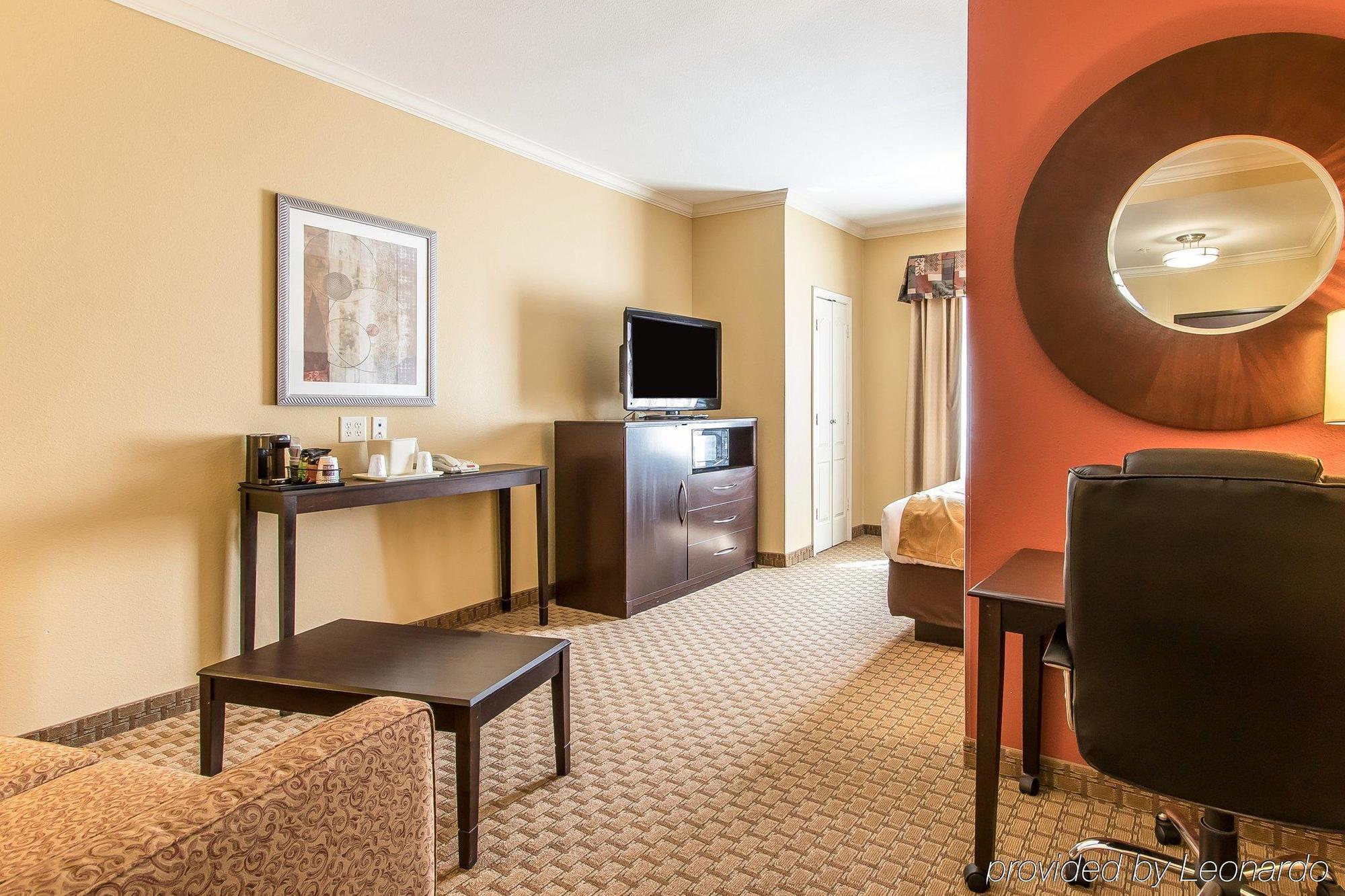 Comfort Suites Lawton Near Fort Sill Exteriör bild